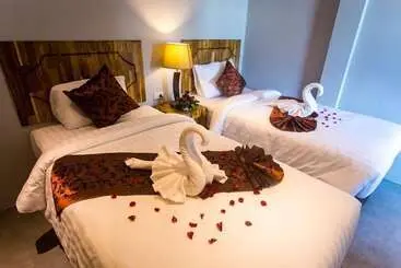 فندق @hostel Phangan