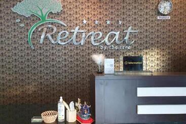 בית מלון כפרי Retreat Resort Pattaya