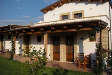 בית מלון כפרי Agriturismo Pirro