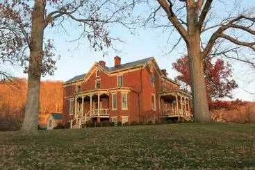 ベッドアンドブレックファースト The Inn At Mount Vernon Farm