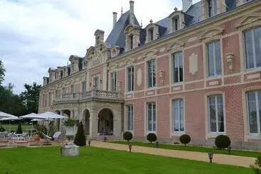 ホテル Alexandra Palace  La Maison Younan