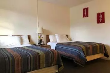 Wachapreague Inn   Motel Rooms