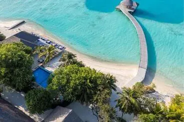 Lomakeskus Eri Maldives   50 Percent Off On Roundtrip Speedboat Valid For Stays Till 25th December 2025