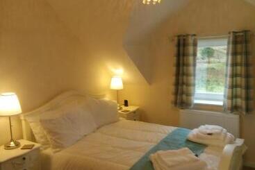 مبيت وإفطار Garroch House