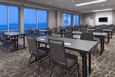 فندق Springhill Suites By Marriott Indianapolis Westfield
