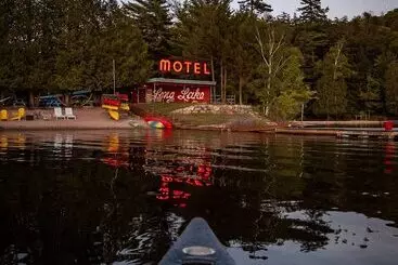 Motel Long Lake And Cottages