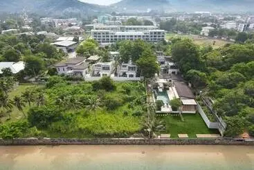 Hotel Amaleena Pool Access Suites