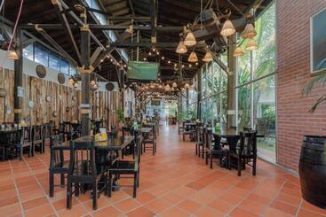 בית מלון כפרי Villa Camila