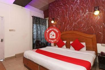 Hôtel Flagship 28079  Blue Moon