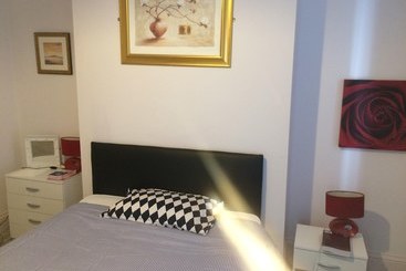 הוסטל Match Roomz  40 Moscow Drive