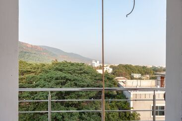 Hotelli Capital O Srinivasa Residency