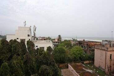 Apartaments turístics Oyo 16173 Hotel Dk