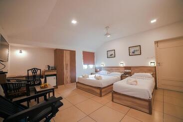 تختخواب و صبحانه Ramas Garden