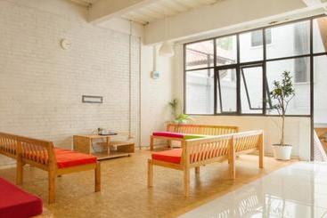 Pensionat Reddoorz Syariah @ Eco Pesantren Daarut Tauhid