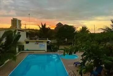 Hotel Hostal La Tolita