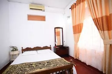 Bed and Breakfast Suriya Ocean Villa