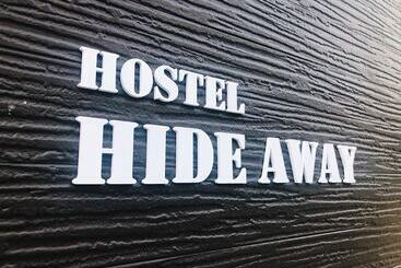 Hostel Hideaway