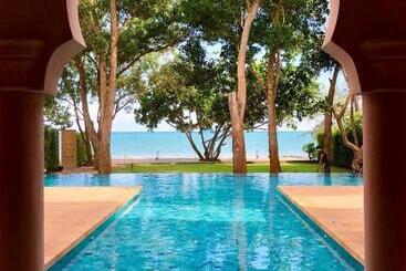 منتجع The Ryad Rayong