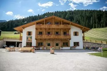 Hotelli Agriturismo Malga Piè