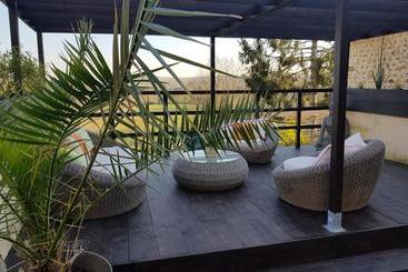 مبيت وإفطار Le Cottage Belmontais, Maison Individuelle, Vue Panoramique Sur La Rivière