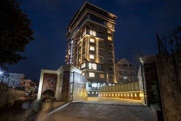 هتل Ramada By Wyndham Kathmandu Dhumbarahi