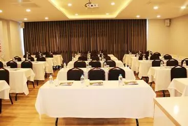 Hotel Ramada By Wyndham Nigde