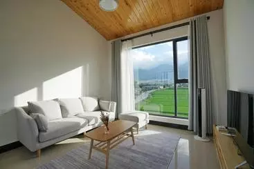 Pension Le Mountain Guesthouse