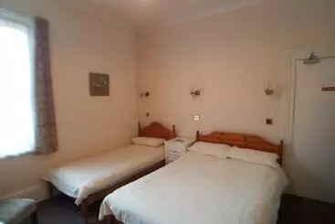 ペンション Everley Guest House