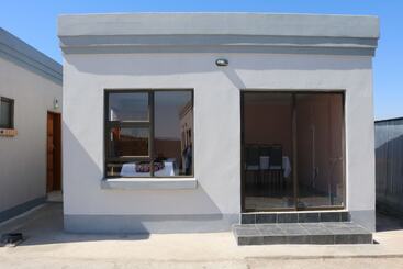 پانسیون Davilla Guest House