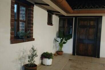 پانسیون Hostal Tía Mema