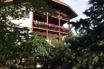 Huoneistohotelli Residenze Sonnenschein Casa Bianca