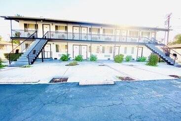 호텔 Casa Blanca Inn & Suites Whittier