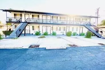 Hotelli Casa Blanca Inn & Suites Whittier