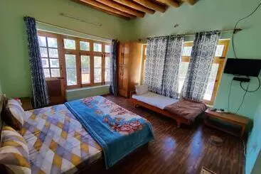 Pensione Nilza Guest House