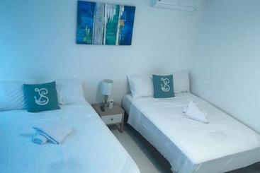 هاستل The Travelers Place