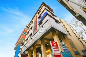 Hotel Capital O 15654  Gajanan Pride