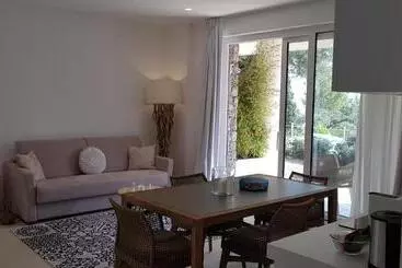 Iancu Charme Apartments