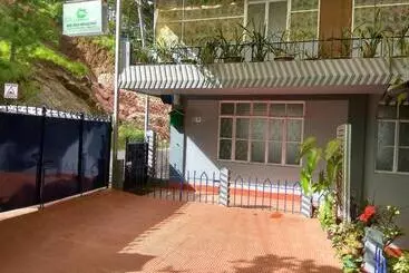 Pensione Latei Ville Inn