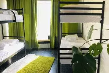 Zipper House   Hostel