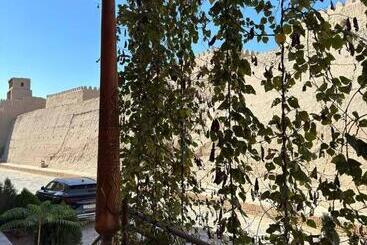 فندق Art House Boutique