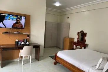 هتل Dorwaila Inn & Suites