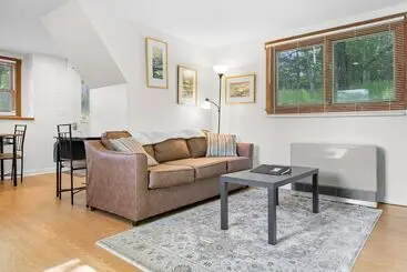コテージ Two Level Unit W/ Patio, Deck, Firepit, Private Washer/ Dryer, And Free Wifi