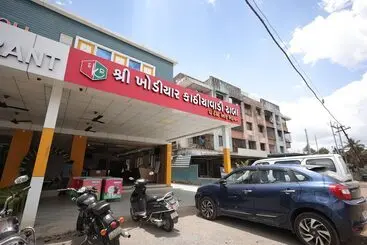 Hotel Rangoli Dharampur