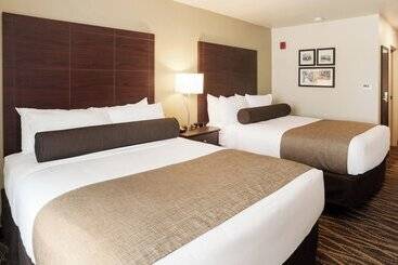 Cobblestone Hotel & Suites Appleton International Airport