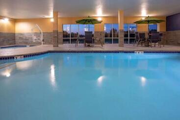 فندق Little Crow Resort & Conference, Trademark By Wyndham