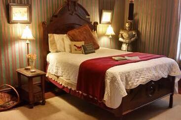 Spahn House Bed And Breakfast