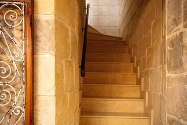 Pension The 3cities Auberge