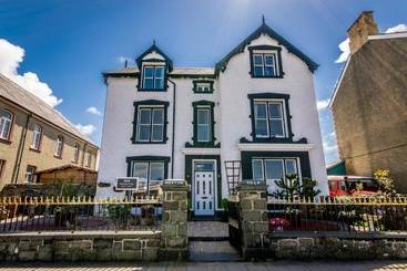 مبيت وإفطار Merton Villa