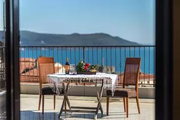 پانسیون City Center Apartment