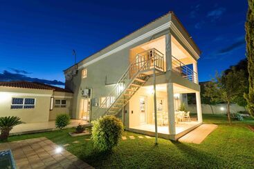 פנסיון The Studio Guest House